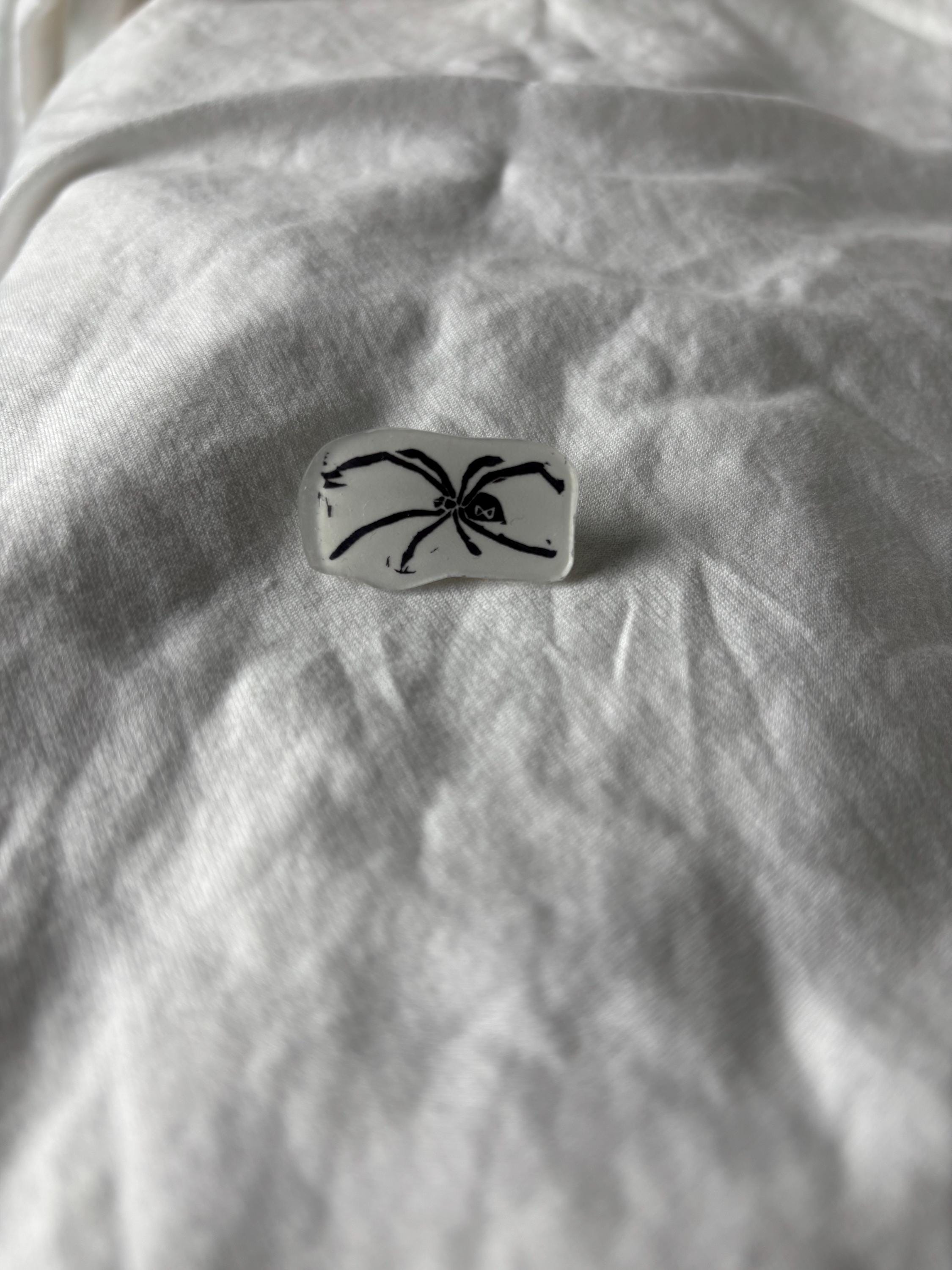 Block print spider pin - black widow